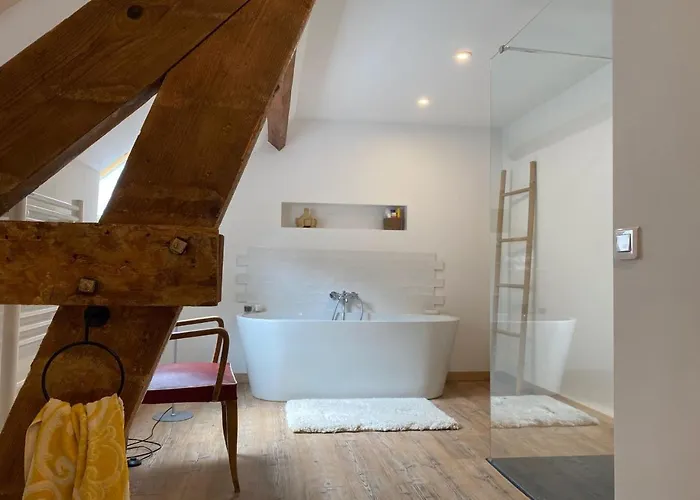 Vue Andalouse Du Capitaine Urville-Nacqueville