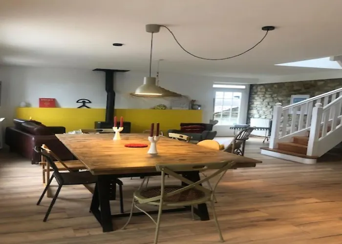 Villa Vue Andalouse Du Capitaine Urville-Nacqueville